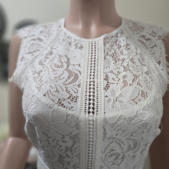 Monsoon Ivory Lace Dress - Picture 4 of 9